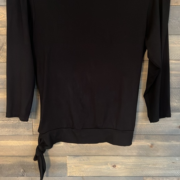NEW Loveappella Faux Tie Wrap Top Size Small Color is Black - Picture 8 of 11